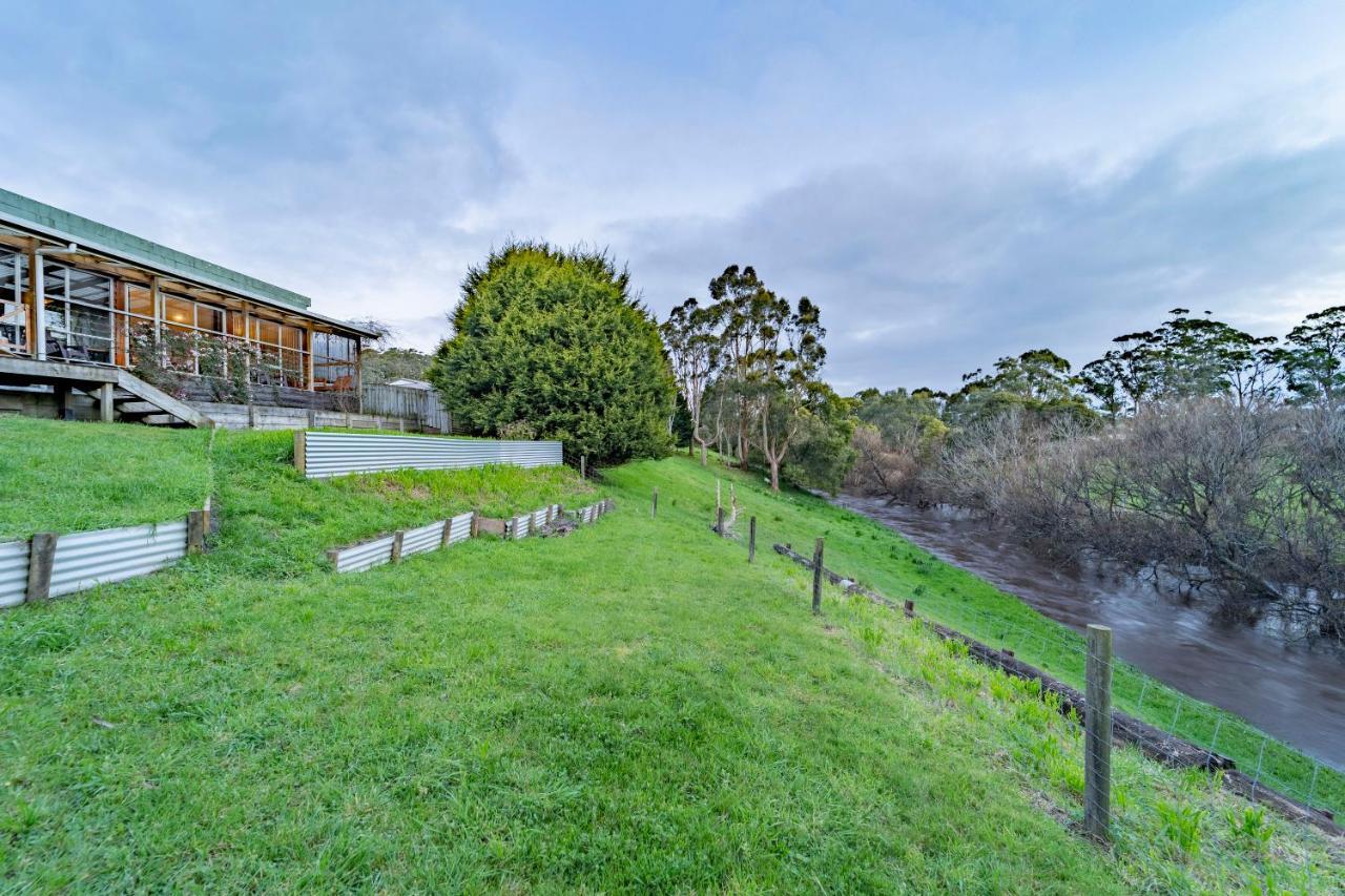 Platypus Waters B&B Smithton Bagian luar foto